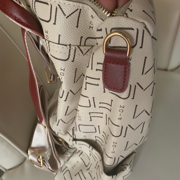 💥Women’s Backpack/Purse💥 Make an Offer ✨ - Picture 5 of 5